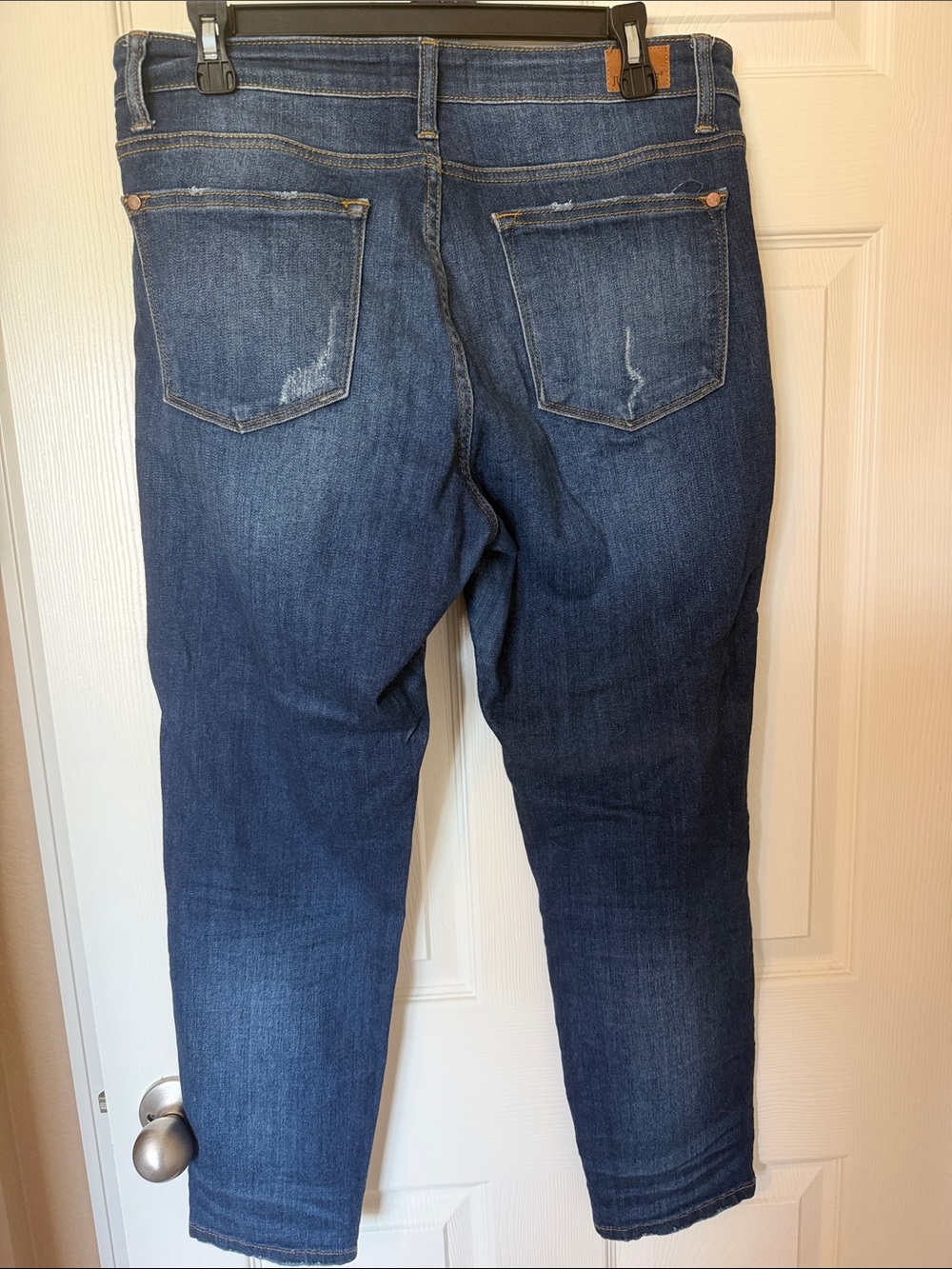 Judy Blue Dark Blue Skinny Jeans with Whiskered Fade - Picture 2 of 4